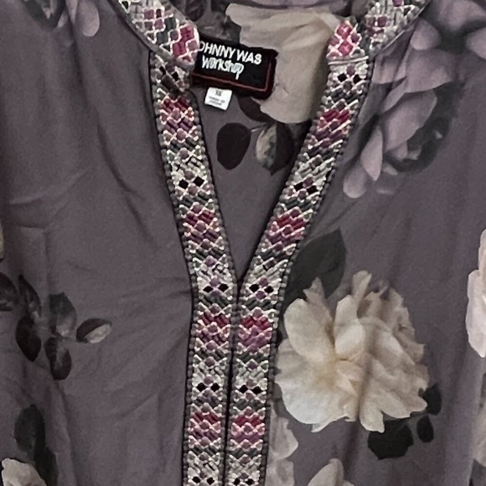 Johnny Was Paris Effortless Silk Blouse Lavendar Purple Xsmall rose white tunic - Picture 5 of 11